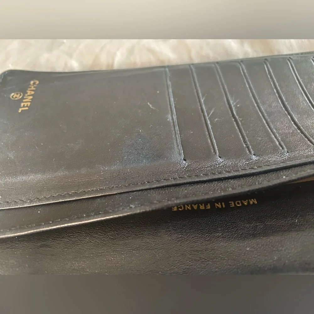 Chanel Camellia wallet